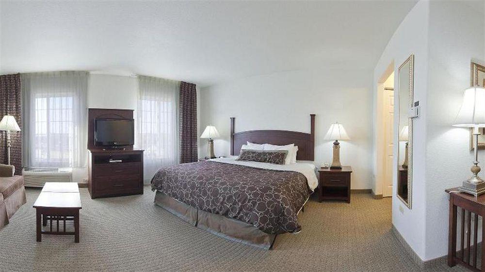 Staybridge Suites Rockford By Ihg Dış mekan fotoğraf