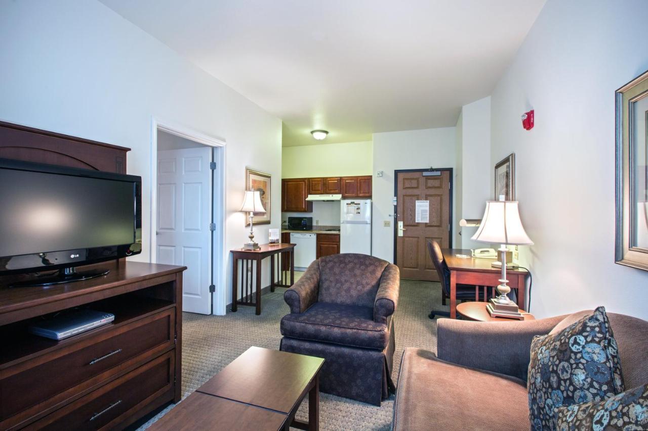 Staybridge Suites Rockford By Ihg Dış mekan fotoğraf