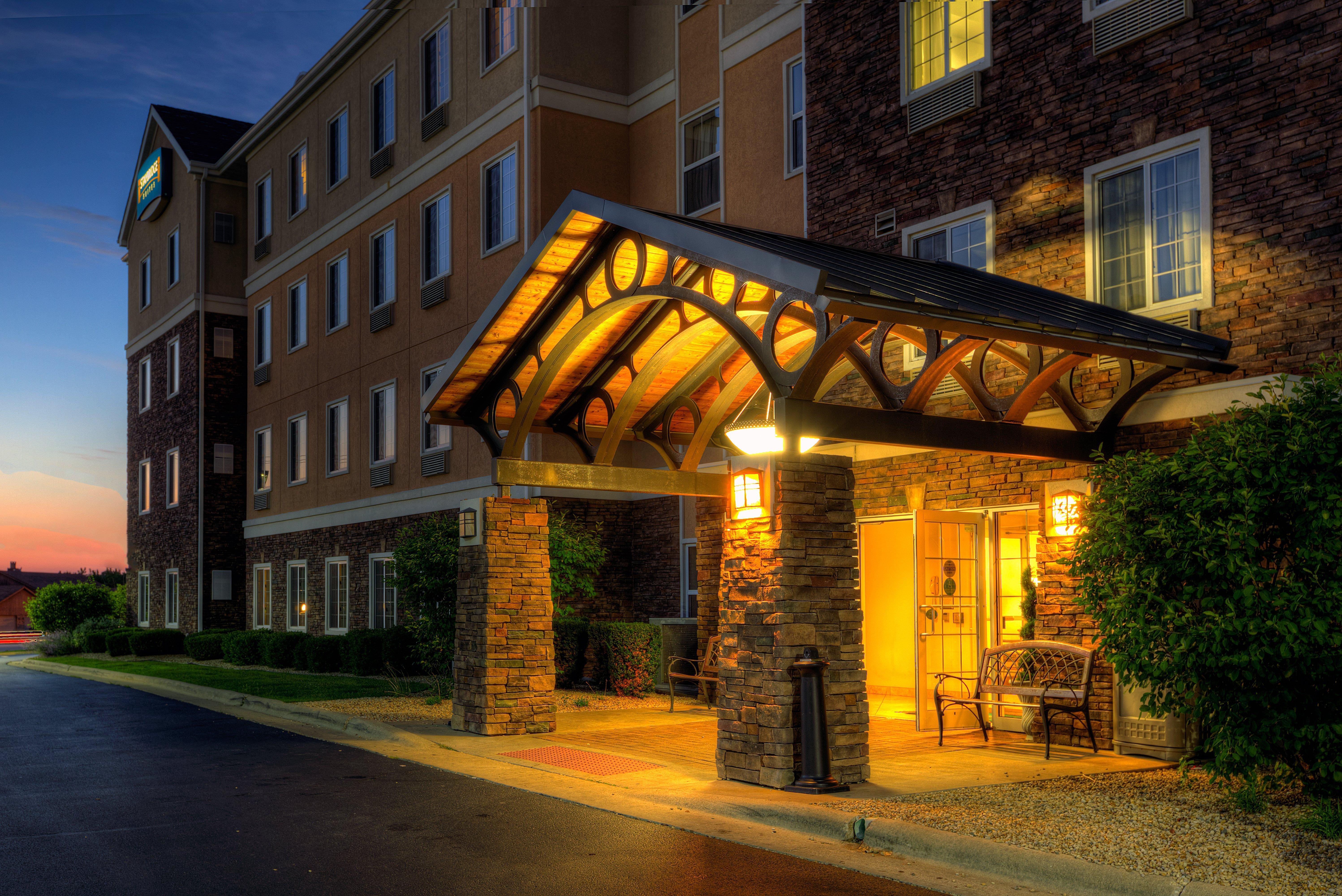 Staybridge Suites Rockford By Ihg Dış mekan fotoğraf