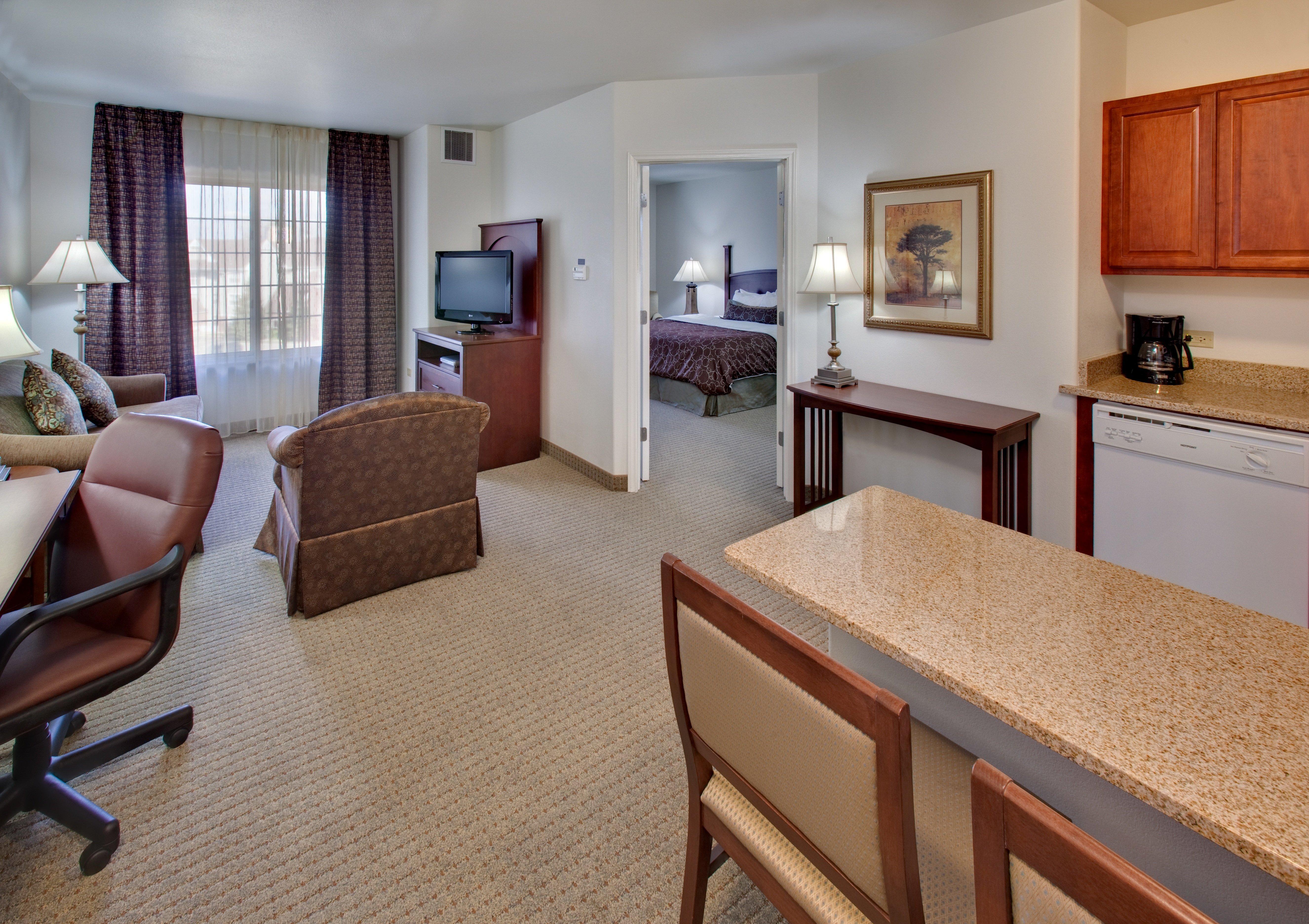 Staybridge Suites Rockford By Ihg Oda fotoğraf
