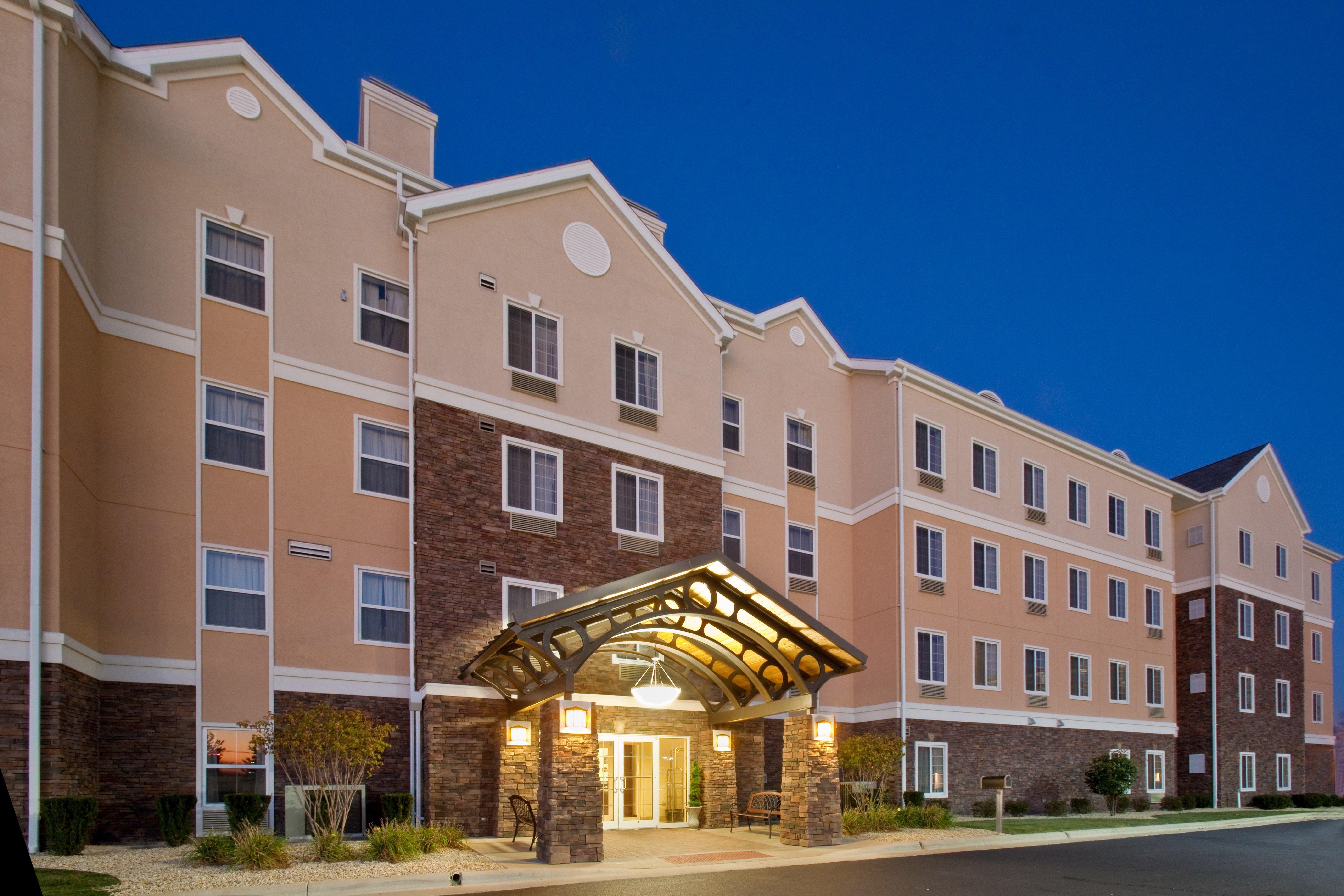 Staybridge Suites Rockford By Ihg Dış mekan fotoğraf