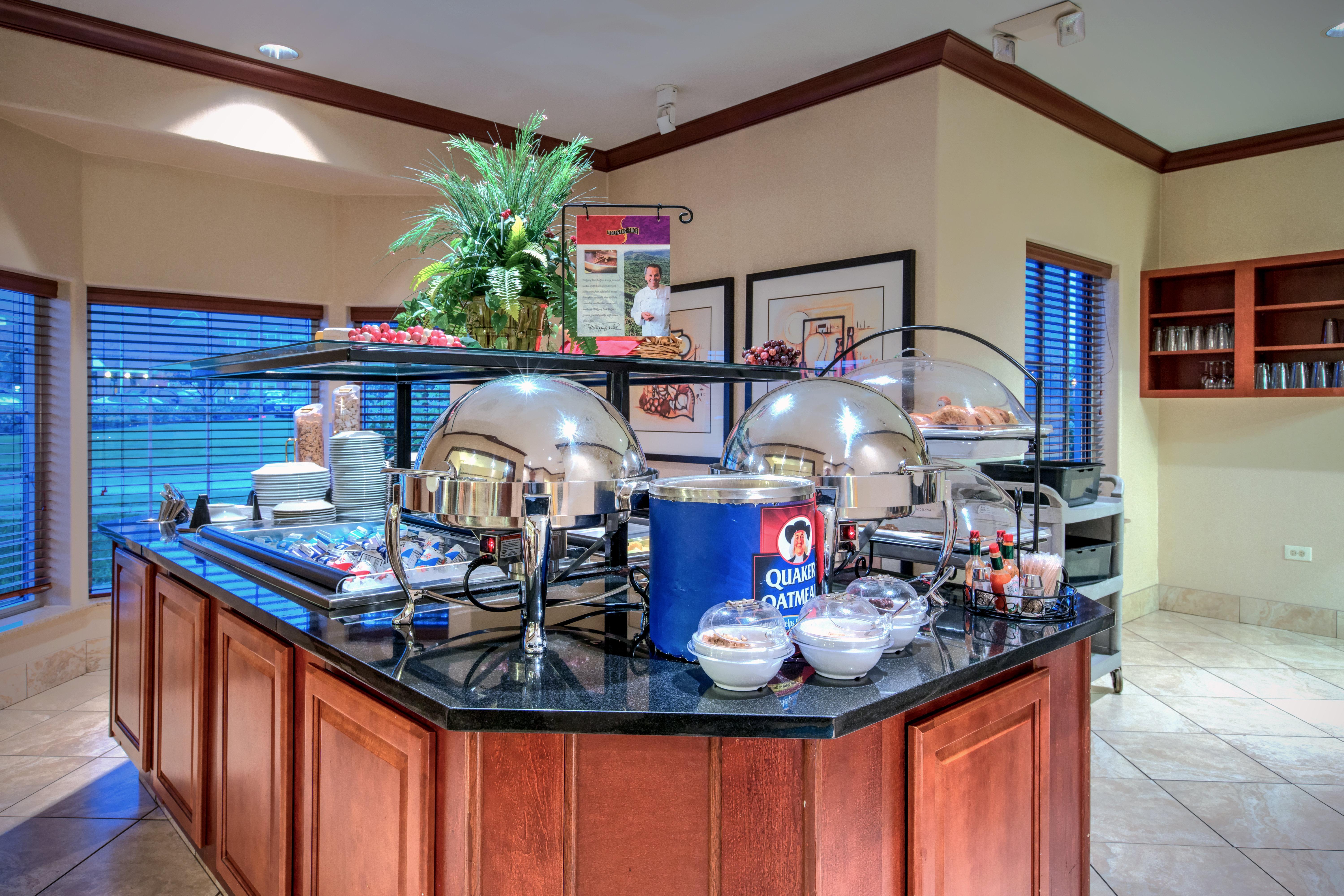 Staybridge Suites Rockford By Ihg Dış mekan fotoğraf