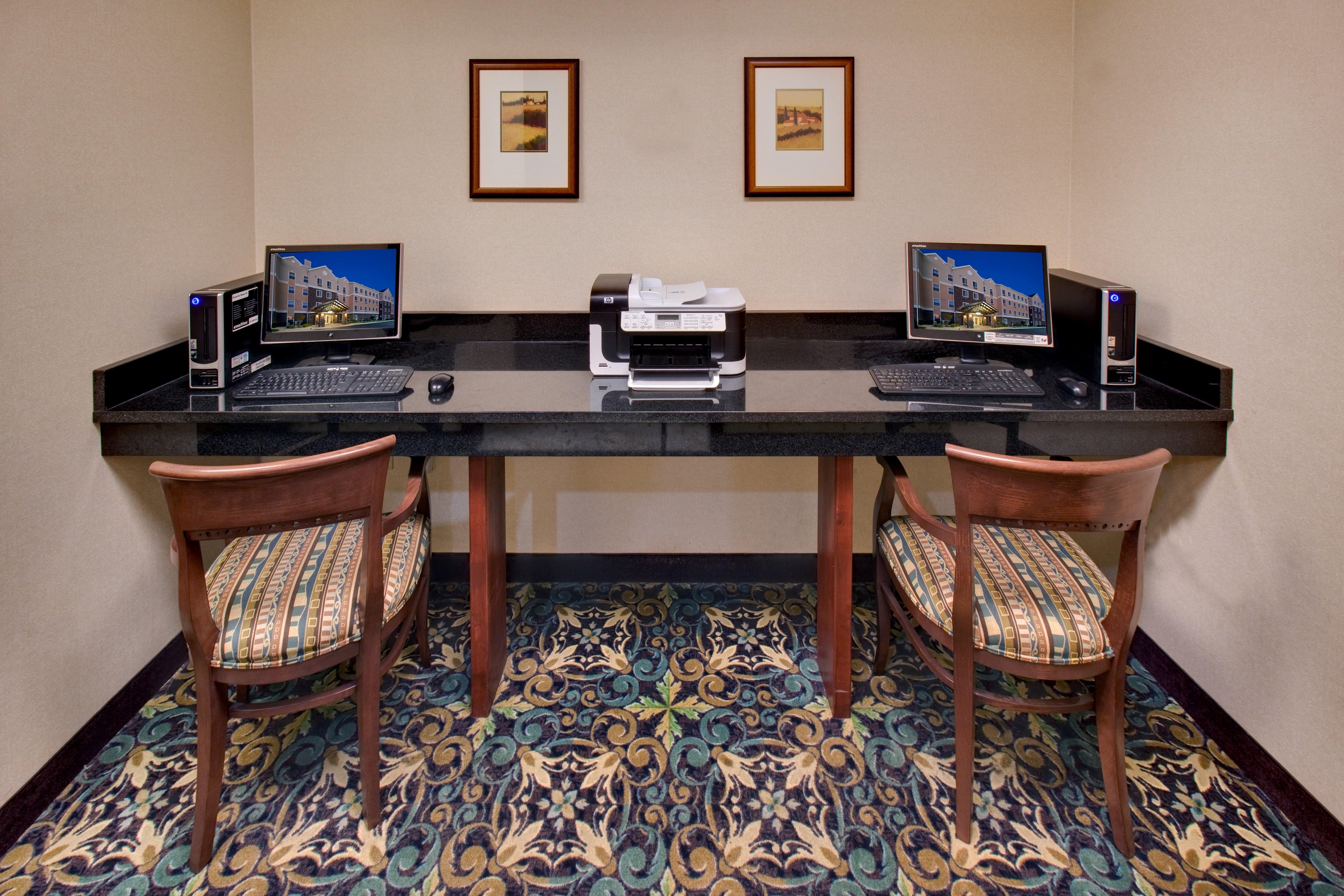Staybridge Suites Rockford By Ihg Konforlar fotoğraf
