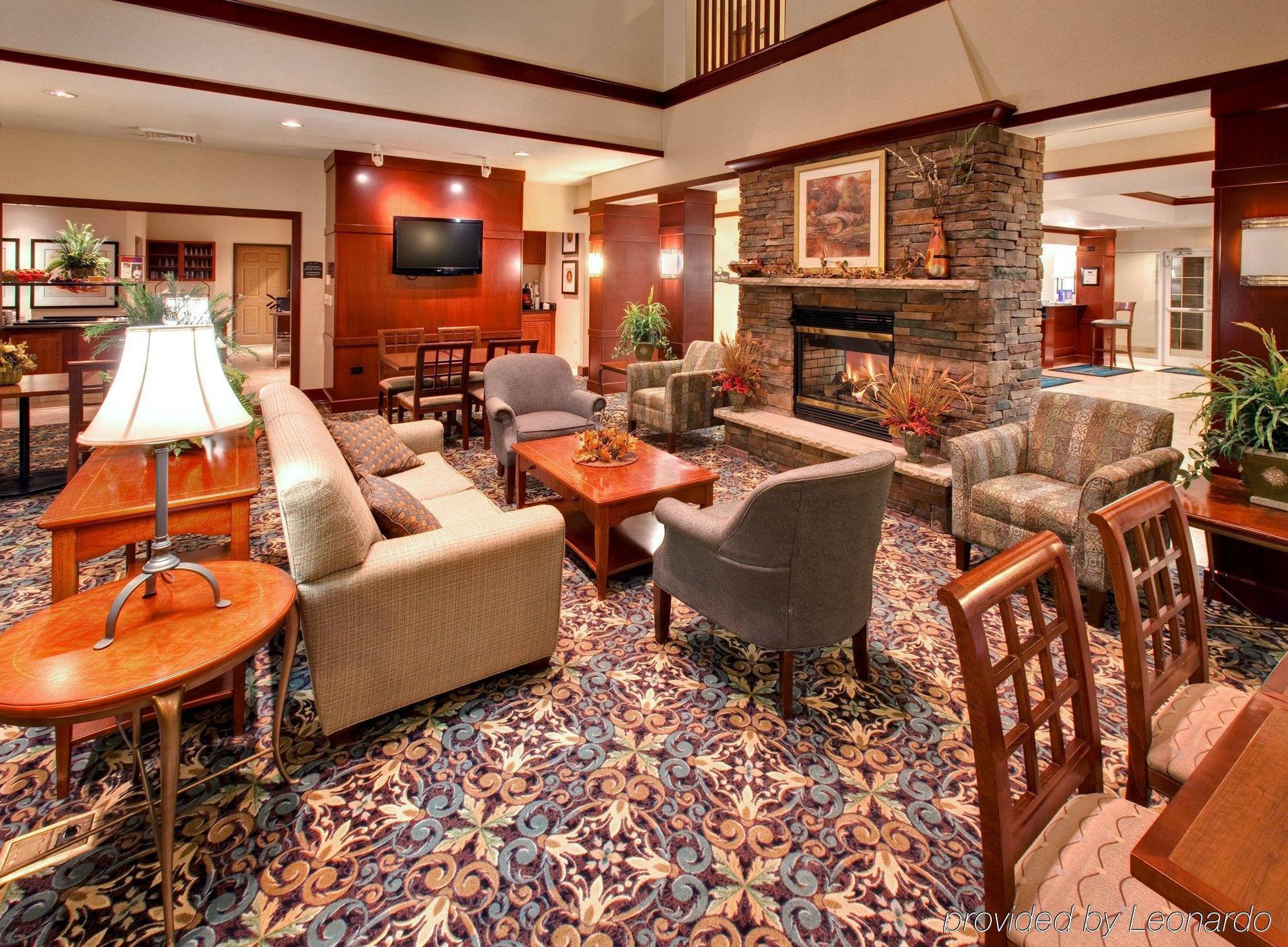 Staybridge Suites Rockford By Ihg İç mekan fotoğraf